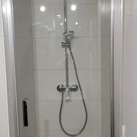 Duplex Climatisé à 50 Mètres De La Des Lecques
